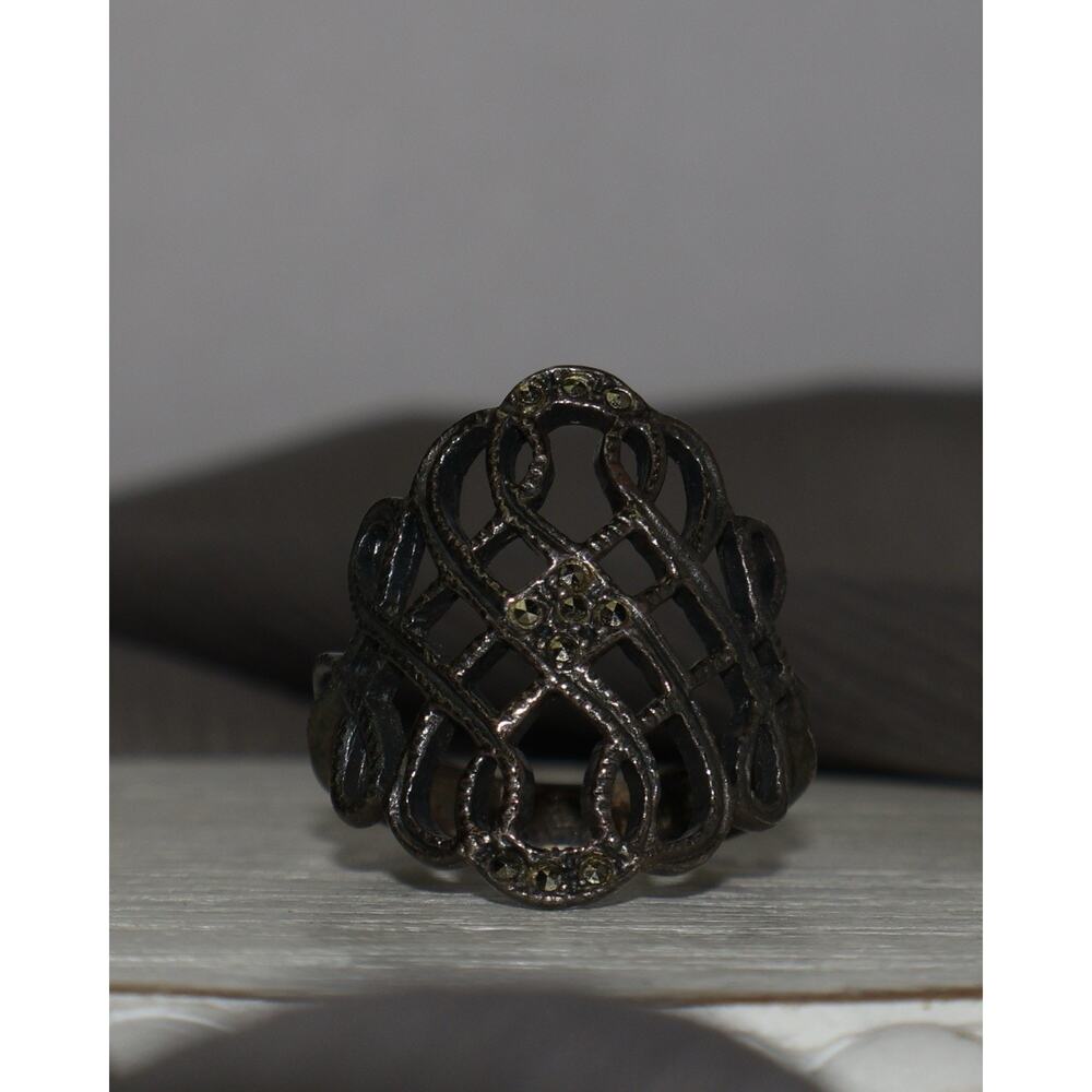 Vintage Nevada Sterling Silver Ten Round Marcasite Swirl Ring 4.3G / Sz 8